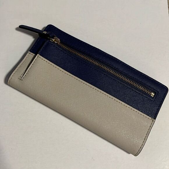 kate spade | Bags | Kate Spade Crisp Linen Sapphire Blue  Kate Spade Crisp Linen/ Sapphire Blue Cedar Street Stacy Wallet